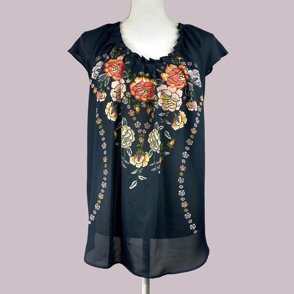 Lauren Conrad Grey Floral Print Top
